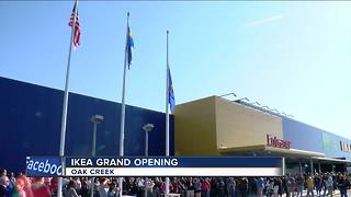 Hundreds line up for IKEA Oak Creek opening