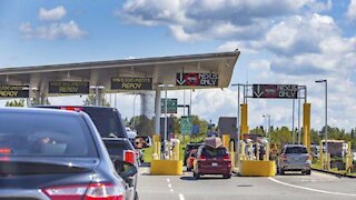 Officials Are Discussing Reopening The Canada-US Border & It Could Happen By June 22