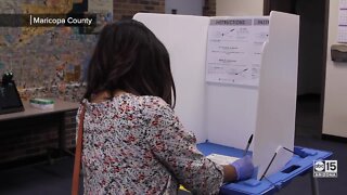 El Condado Maricopa emprende campaña bilingüe para impulsar el voto Latino