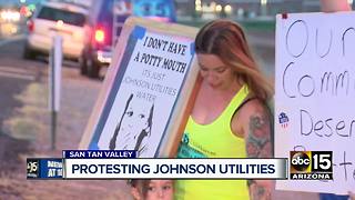 San Tan Valley group protests Johnson Utilities