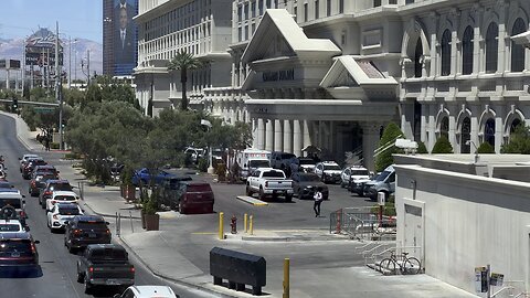 Man breaks window in Caesar’s Palace, Las Vegas, takes hostage ￼