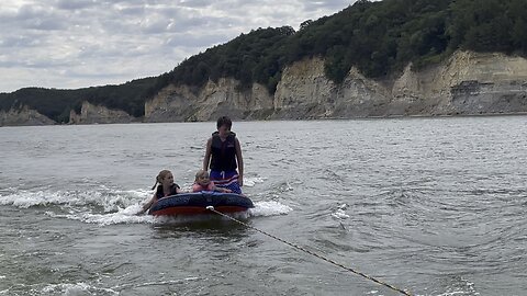 Carolyn’s First Time Tubing