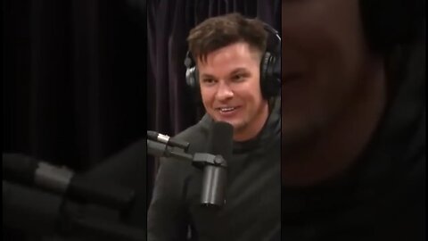 Theo Von Picking Magic Mushrooms story on Joe Rogan // (check Comments for Rat King Design)