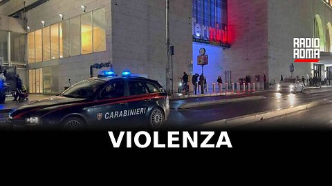 Inveisce e minaccia carabinieri con bottiglia, arrestato