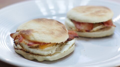 Awesome Homemade English Muffins Recipe