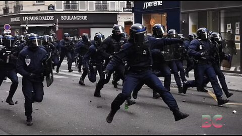 Violence erupts in Paris as protesters clash with riot cops