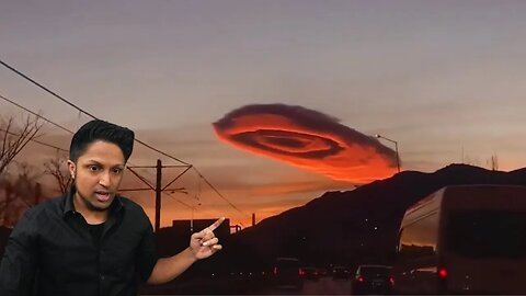 Bizarre UFO-like Cloud in Turkey