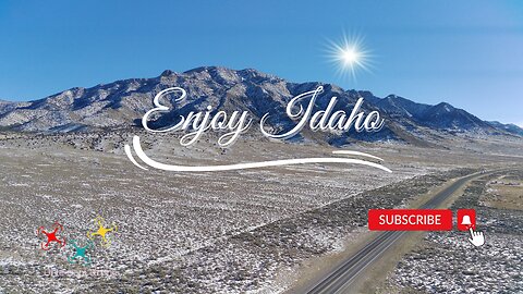 Planícies e montanhas nas estradas de Idaho