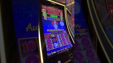 More fireballs! #casino #slots #slotmachine #jackpot #slotwin #casinogame #bonusfeature #gambling