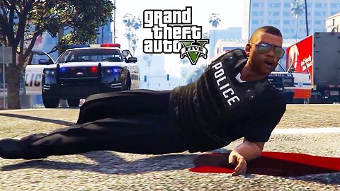 GTA V - Random Moments 32 (Worst Cops In The City!)