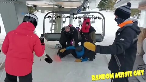 🇨🇦🇨🇦 SECURITY EVICT MAN FROM SKI RESORT - 2022 YEAR OF SEGREGATION - CANADA 🇨🇦🇨🇦