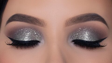 Classic Silver Smokey Eyes Tutorial | My Date Night Makeup