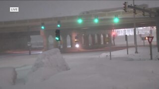 Monday snowstorm hits southeastern Wisconsin