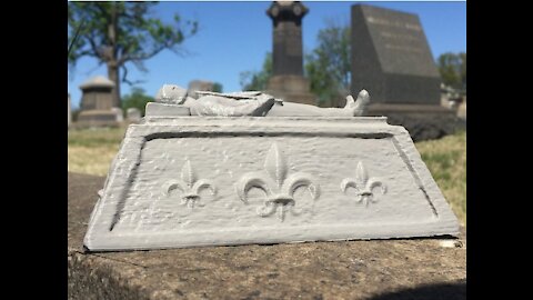 3D Printed Knight's Tomb