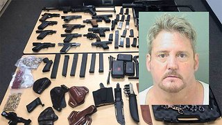 Convicted felon arrested with weapons in Tequesta after barricading himself in a bedroom