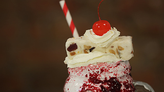 How to make a cherry Amaretto freakshake