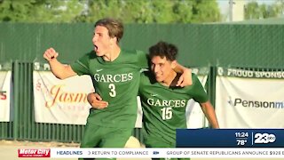 Garces Memorial boys soccer win third straight valley championship, beating Lindsay 4-1