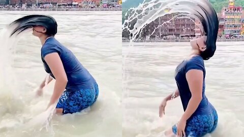 Beauty indian girl playing in river #indiangirl #indianculture #fashionindo #shorts