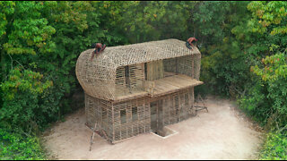 Building The Most Creative Two Story Villa With Private Underground Living Room