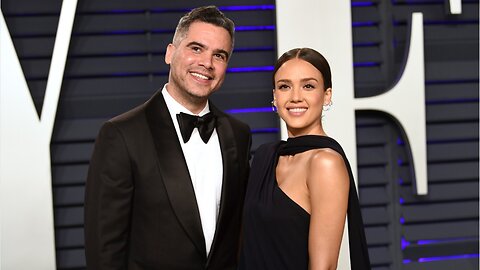 Jessica Alba Says Filming Sex Scenes Is 'Disgusting,' But Her Husband Doesn't Believer Her