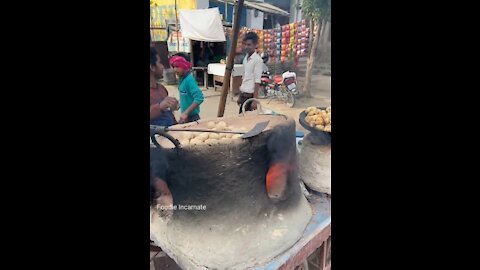 Amazing indian street food you should try this once in your lifetime