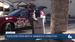 Toys for Tots gets generous donation from Hillcrest Country Club