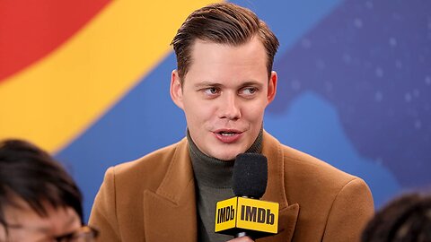 Slideshow tribute to Bill Skarsgård.