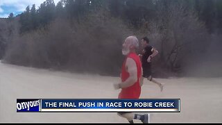Runners race to Robie Creek