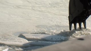 Crews are trying to prevent ice jam flooding in Buffalo & West Seneca