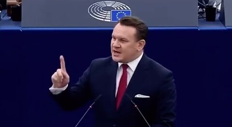 Polish MEP Dominik Tarczyński tells the EU: "We don't want your Migrants... be like Poland" 🚫👳👨🏿
