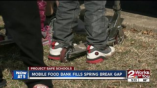 Mobile food bank fills spring break gap