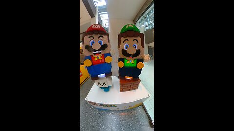 Super Mario & Luigi Lego statues