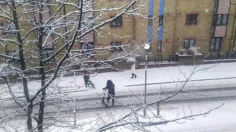 Snowing in Brentford, West London. 20210124