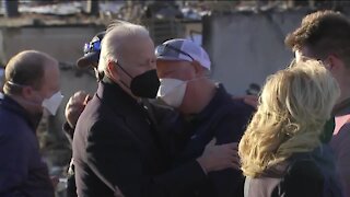 Bidens meet with Boulder County firefighters, residents