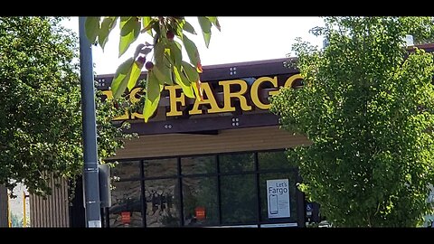 Urban hike to wells Fargo Bank to pay bills Part 1