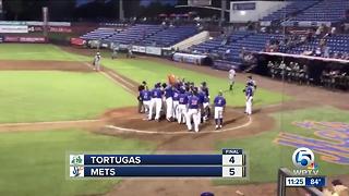 Tebow Hits Walk-Off Homerun