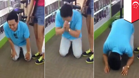 Video of Vietnamese tourist on his knees begging for refund from Singapore scammers goes viral- TomoNews