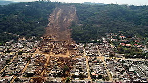 TOP 10 Scariest Moments Landslides, Rockfalls, and Avalanches of All Time _ Natural Disasters