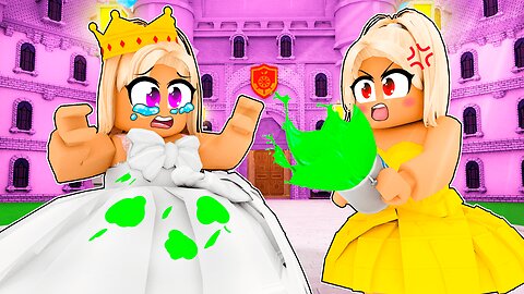 MY EVIL TWIN SISTER RUINED MY DRESS 😭 ROYALE HIGH! ROYALE HIGH ROLE PLAY