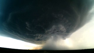 Thunder Dome: Storm Chaser Captures Supercell Timelapse