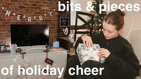 Cozy home vlog 🎄 decorating my apartment for Christmas & wrap presents with me