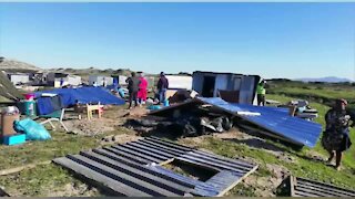 SOUTH AFRICA - Mfulenin Evictions (Video) (s97)