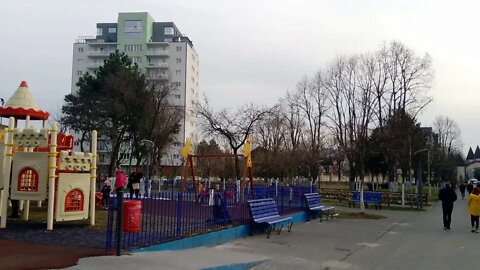 Clădirea din Parcul Tineretului