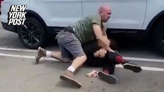 Wild video captures teenager, man brawling outside California coffee shop