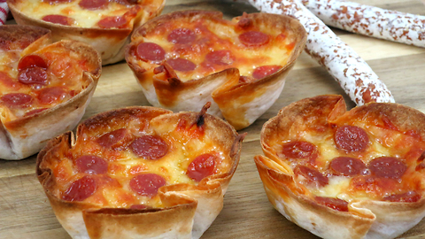 How to make mini pizza boats