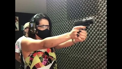MINHA ESPOSA GOSTOU TAURUS G2C Cal. 9mm Primeiros disparos - First shots my wife - Ótima arma G2C