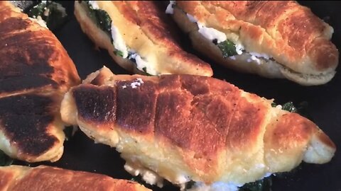 Croissant Sandwiches Stuffed. Spinach, Ricotta And Garlic Quick! Easy!