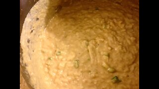 Vegan Cheesy Potato Leek Soup