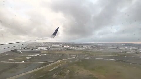 KLM Boeing 737-800 Landing Istanbul