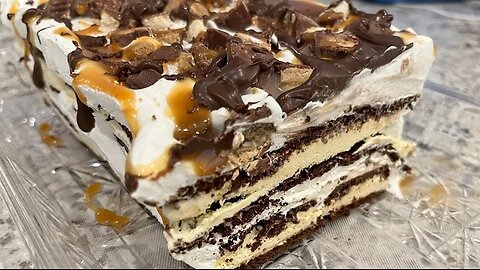 Ice Cream Sandwich Cake - No Bake Recipe - Easy Recipe! Cc by Foodamentary: Adventures in Food